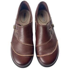 Clarks Women's Brown Leather Loafers - Size 6.5